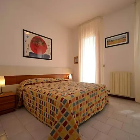 Hotel Beautiful Large With Shared Pool *